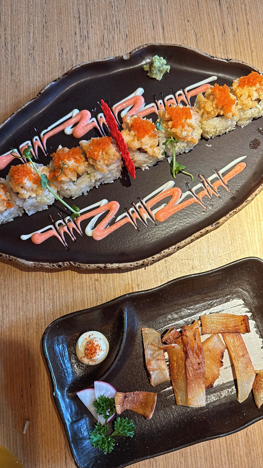 Rasa Autentik Sushi di Cafe dan Resto Hey Beach